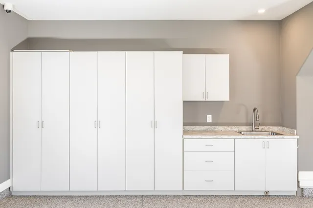 a view of a livingroom with a closet