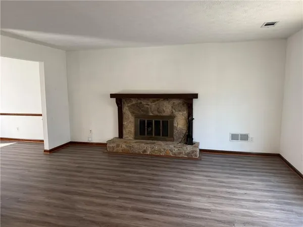 $2,300 | 3815 Samia Court, Duluth, GA 30096