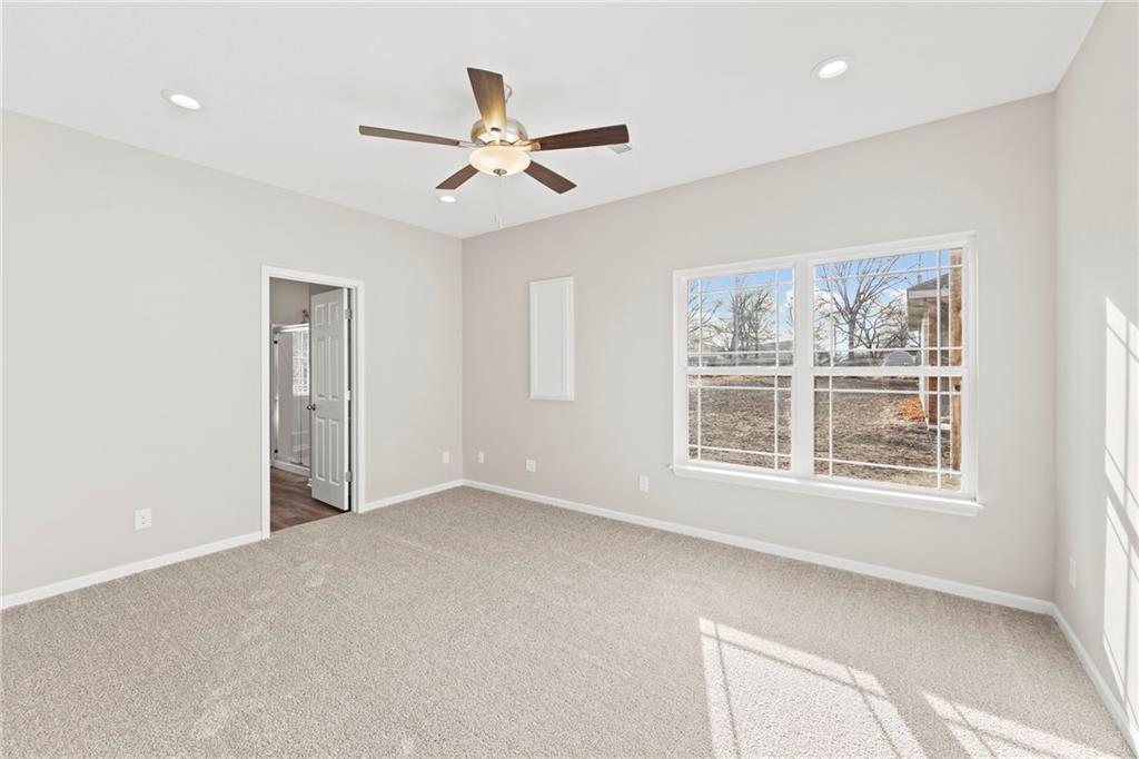 818 West 10th Street Ottawa, KS 66067 - Photo 17 of 37