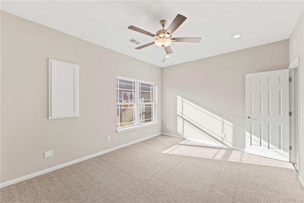 818 West 10th Street Ottawa, KS 66067 - Photo 19 of 37