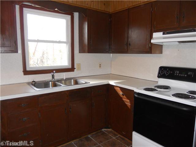 2611 Oak Ridge Road Oak Ridge, NC 27310 - Photo 6 of 15 Kitchen.