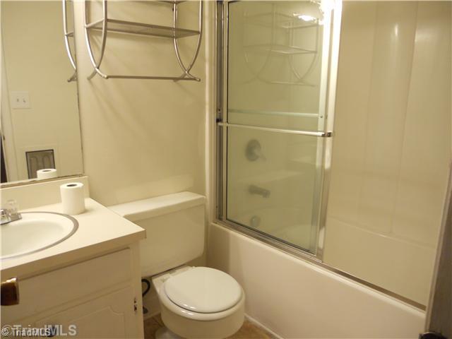 2611 Oak Ridge Road Oak Ridge, NC 27310 - Photo 8 of 15 Bath.