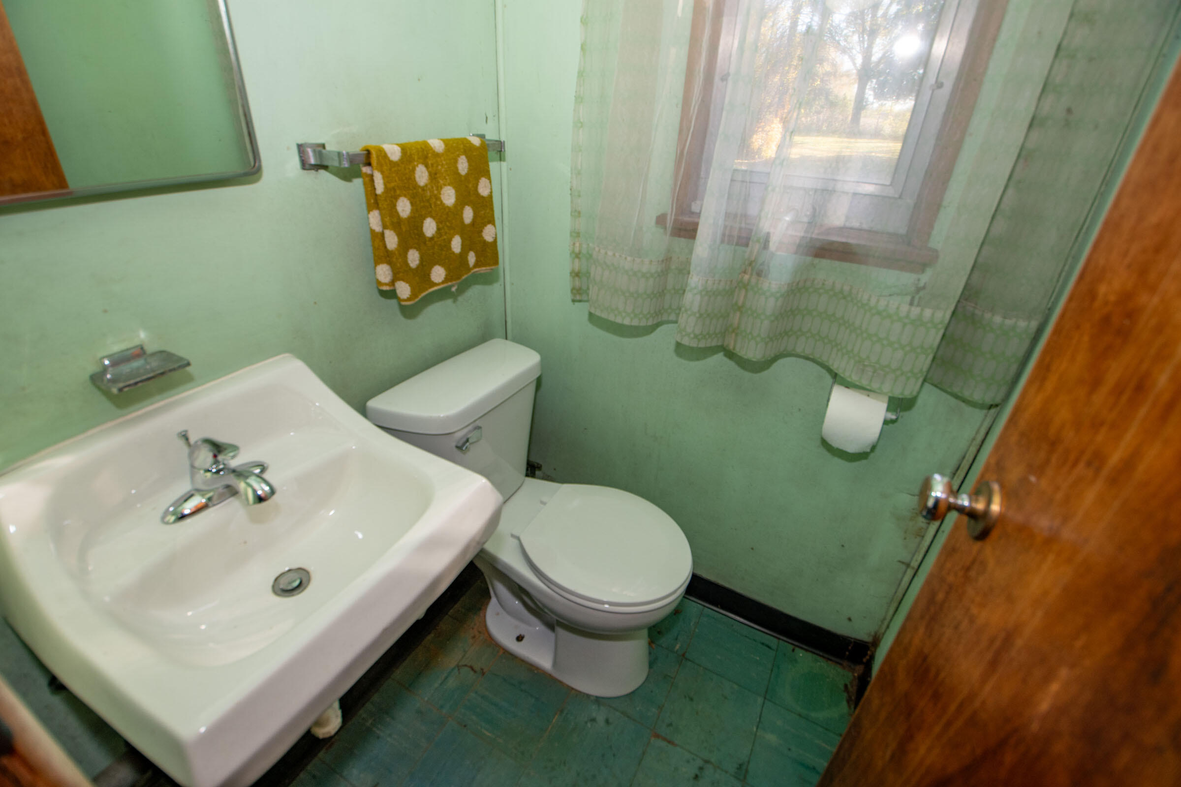 3350 West Bertrand Road Niles, MI 49120 - Photo 29 of 44 3350 W Bertrand Rd Niles Half bath 3