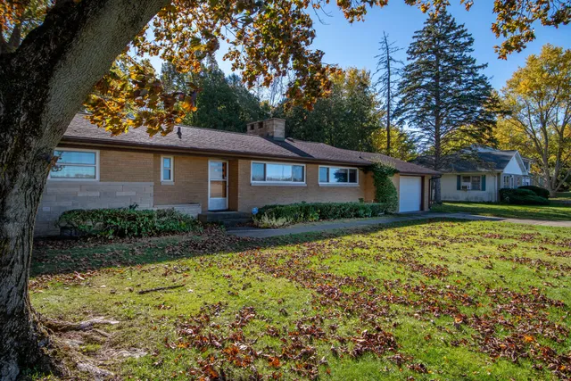 $245,000 | 3350 West Bertrand Road, Niles, MI 49120