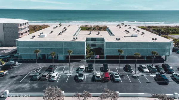 $1,900 | 4800 Ocean Beach Boulevard, Unit 326, Cocoa Beach, FL 32931