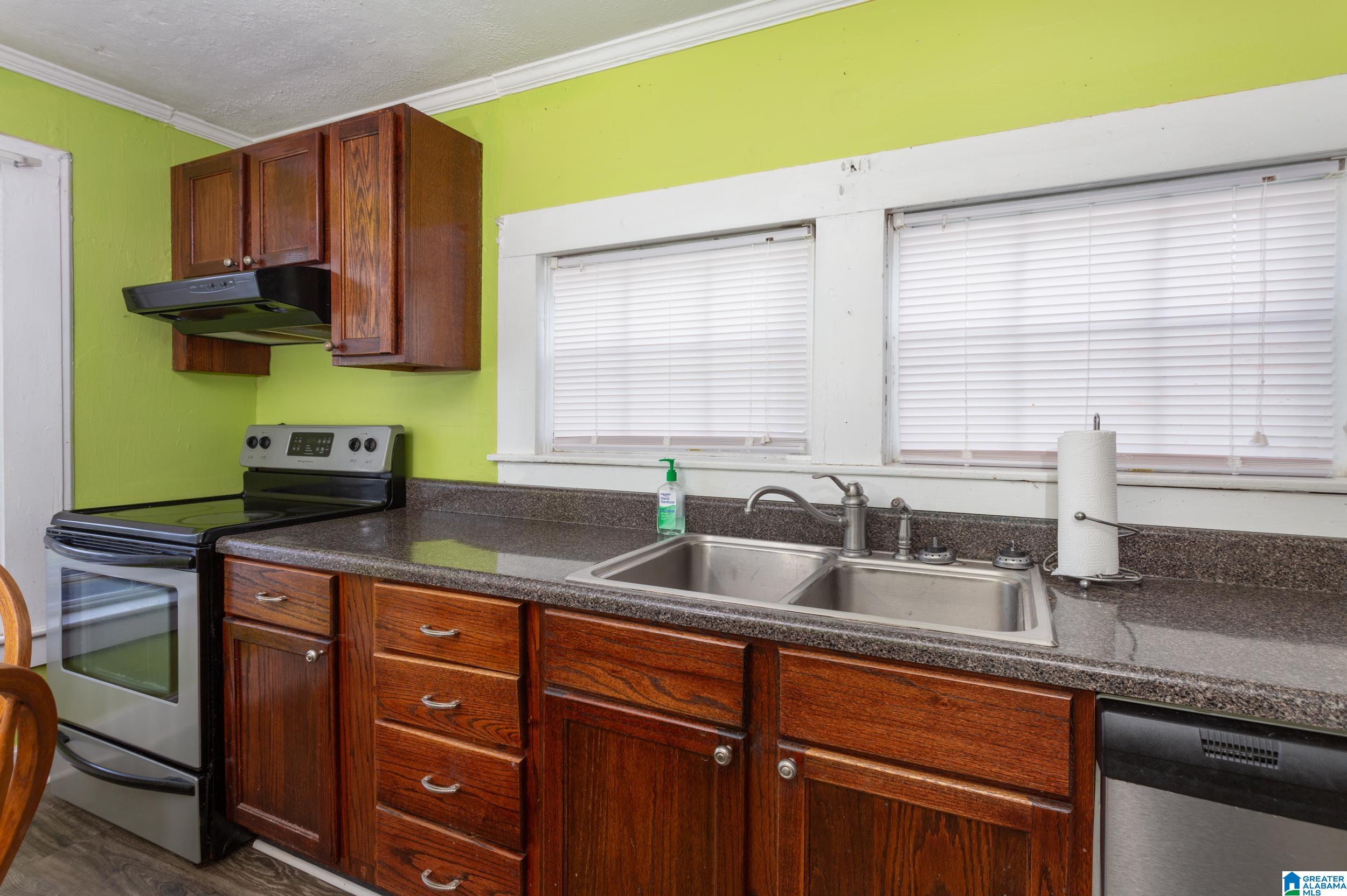 589 Heath Street Talladega, AL 35160 - Photo 14 of 35