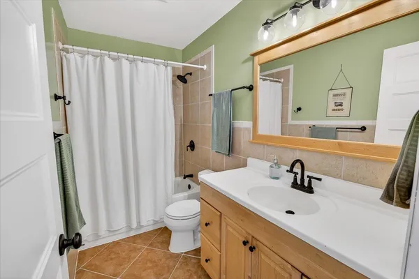 $409,900 | 1802 Redwood Lane, Madison, WI 53711