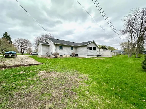 $219,900 | 227 2nd Avenue North, Emmons, MN 56029