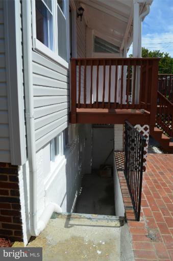 518 Rittenhouse Street Northwest Washington, DC 20011 - Photo 4 of 24 Exterior (Rear)