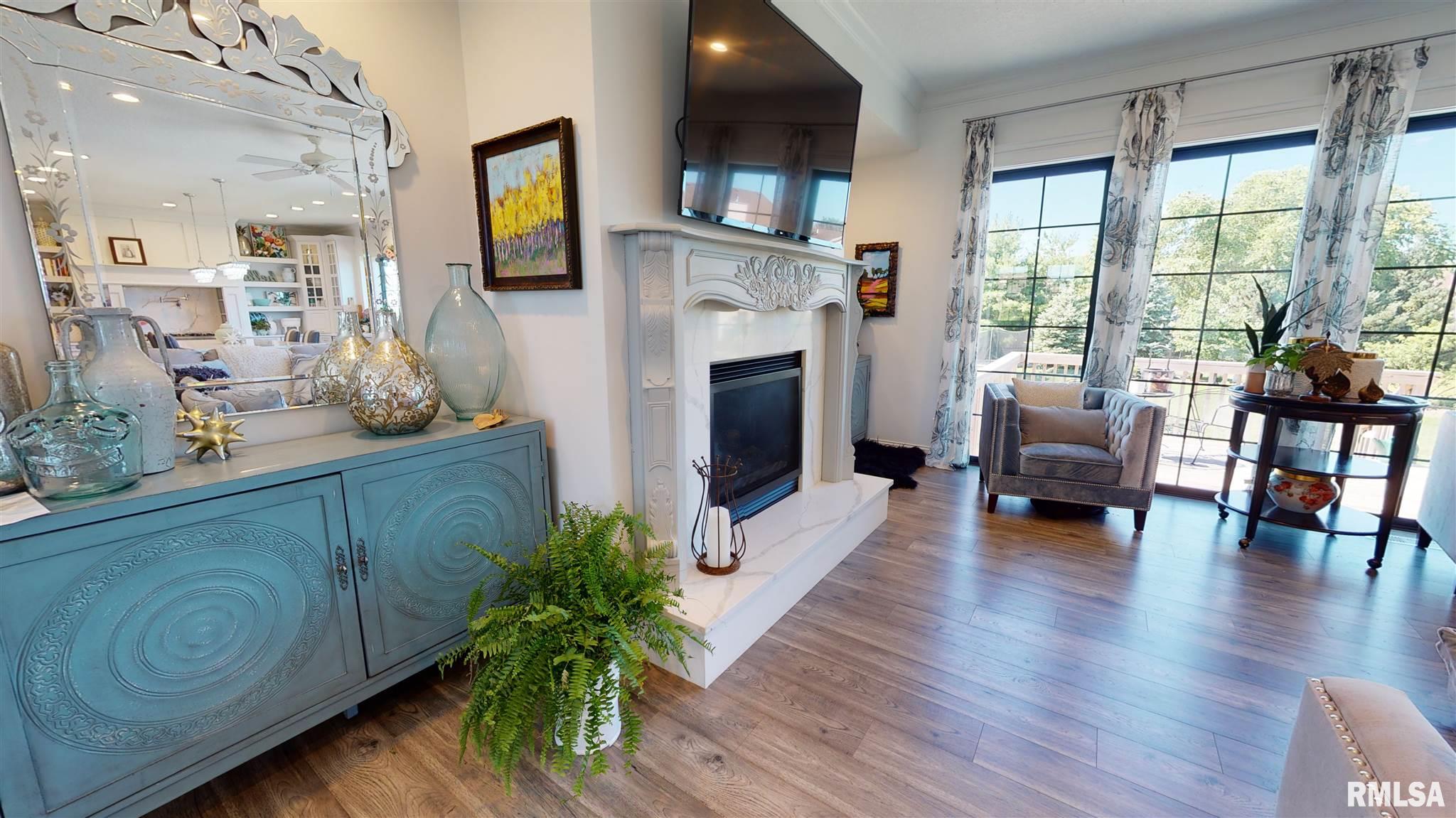 4009 Thomas Pointe Road Davenport, IA 52807 - Photo 10 of 35 Gallery Image 10