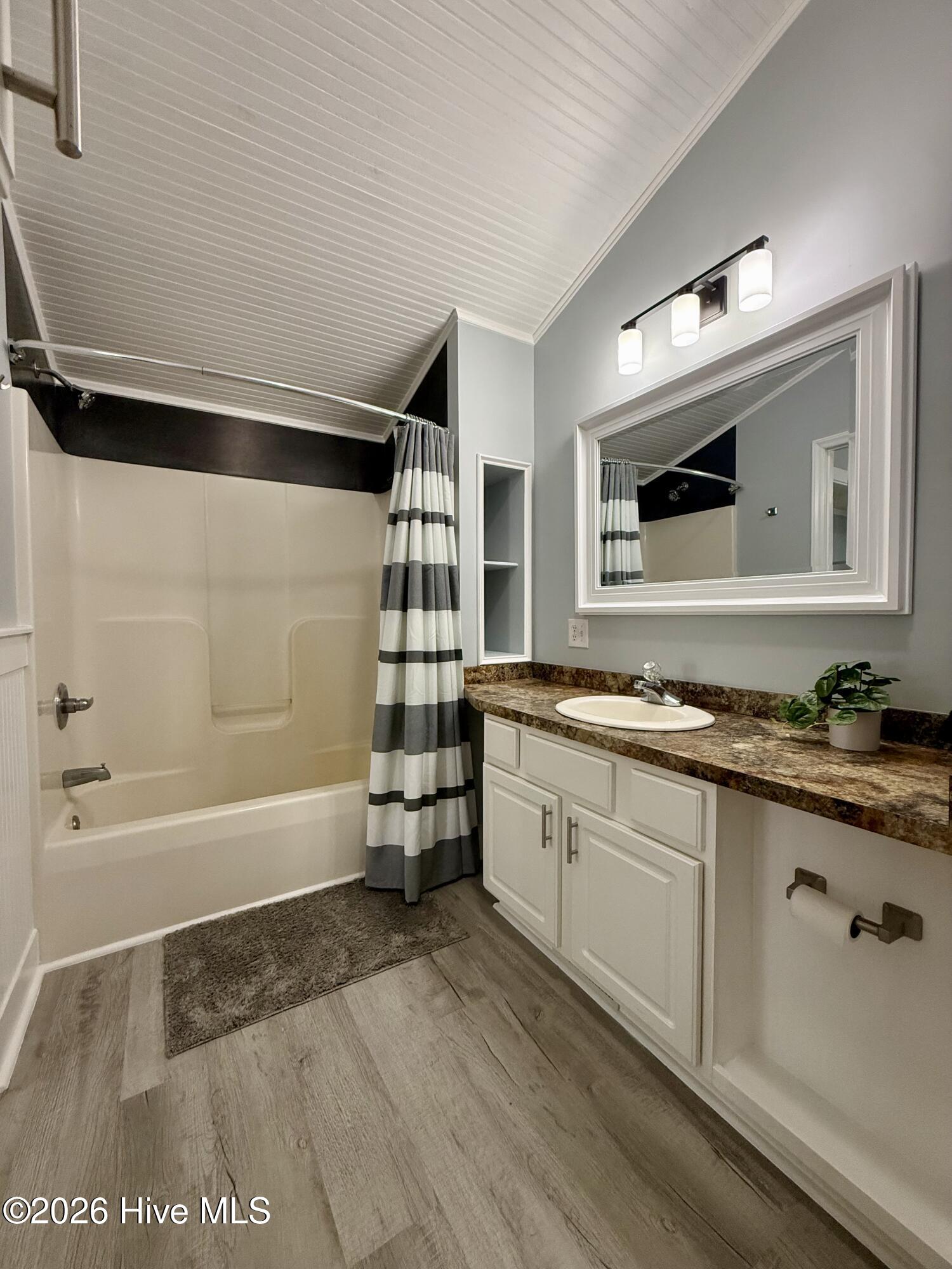 2714 Harrison Road Williamston, NC 27892 - Photo 52 of 78 Master Bathroom