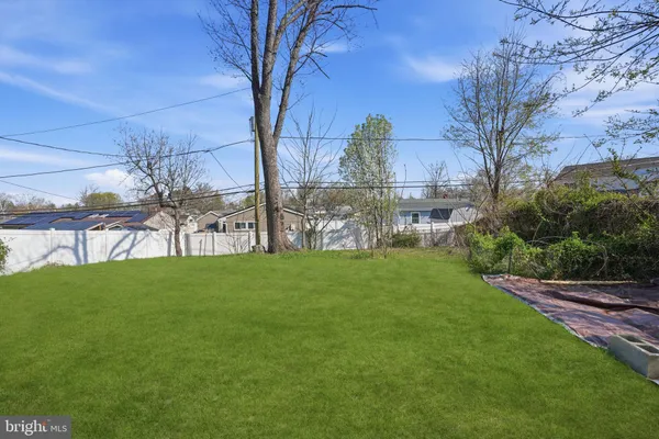 $3,500 | 101 Idlewild Road, Levittown, PA 19057