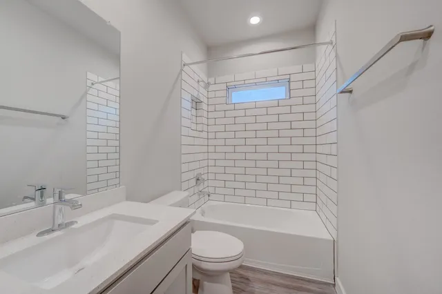 $3,300 | 14257 Lake Lodge Drive, Conroe, TX 77384