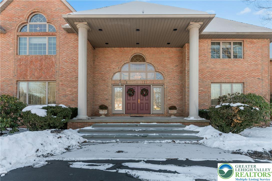 3640 Manor Road Bethlehem, PA 18020 - Photo 3 of 46 a front view of a house