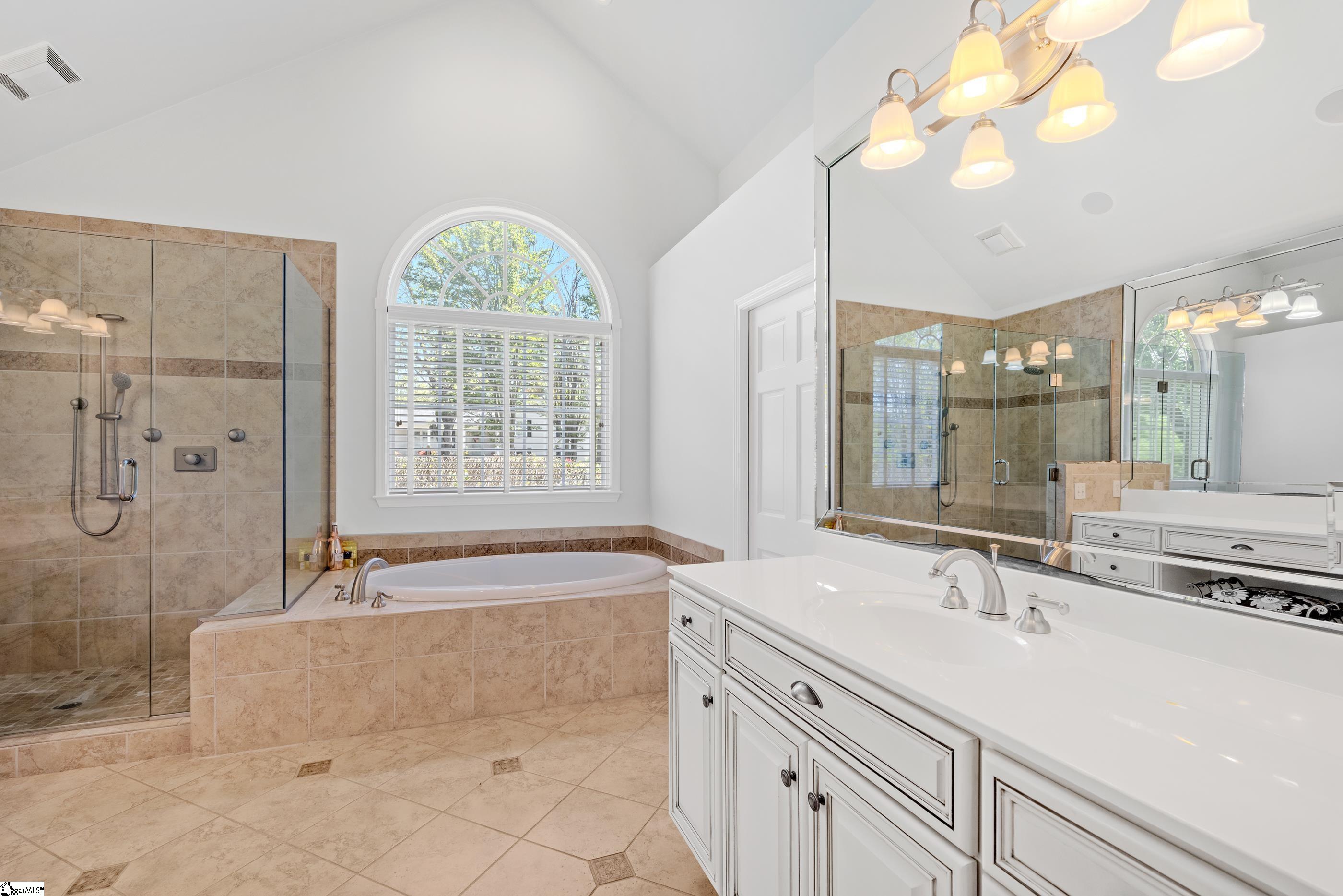 810 Wembley Road Greenville, SC 29607 - Photo 14 of 41