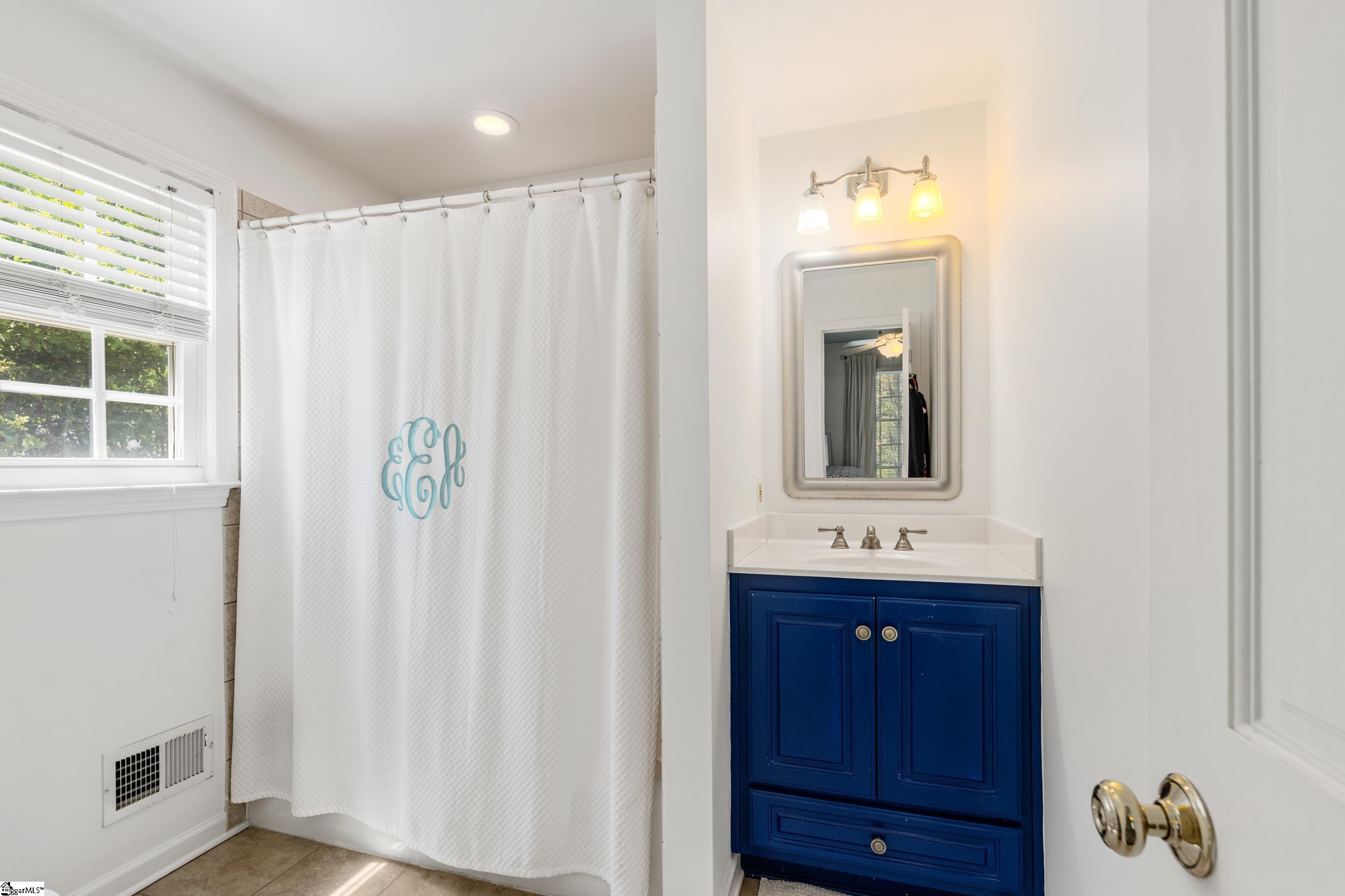 810 Wembley Road Greenville, SC 29607 - Photo 21 of 41