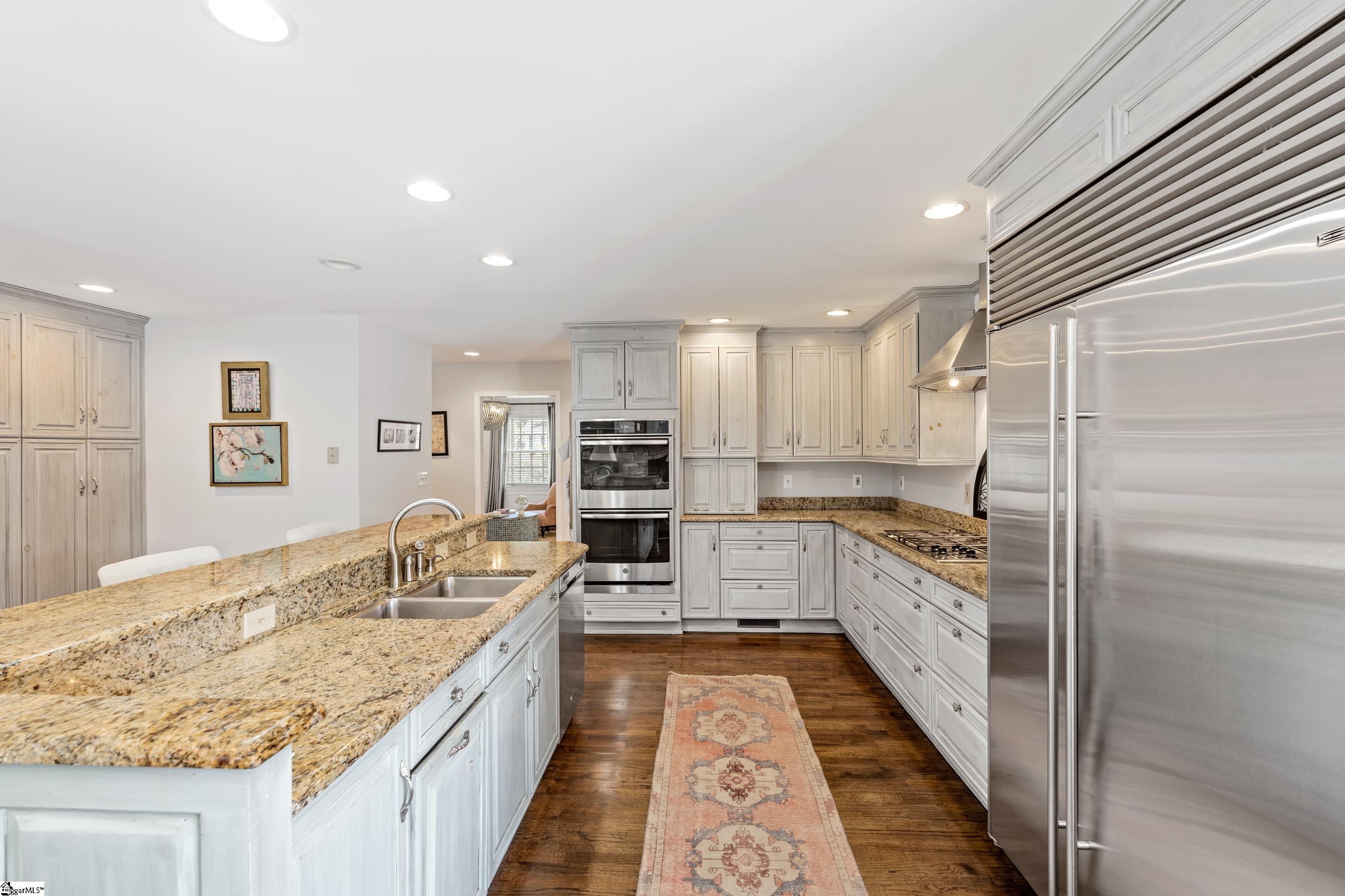 810 Wembley Road Greenville, SC 29607 - Photo 25 of 41