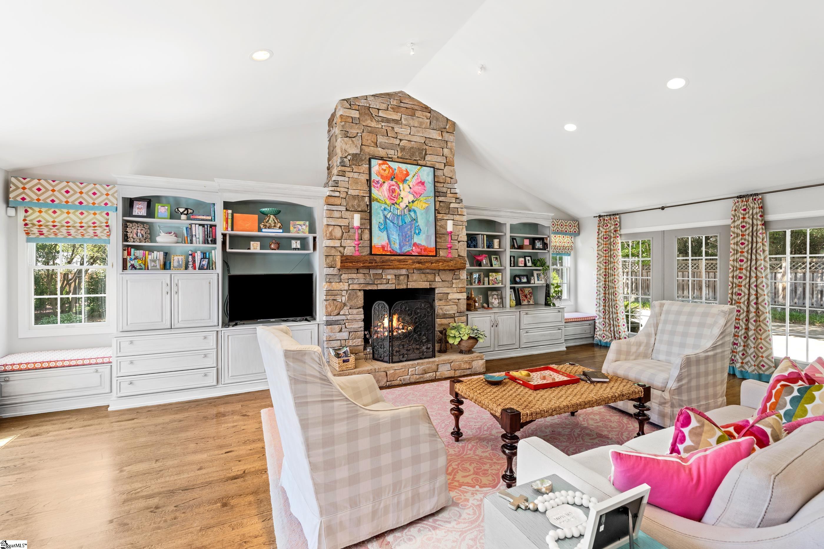 810 Wembley Road Greenville, SC 29607 - Photo 27 of 41