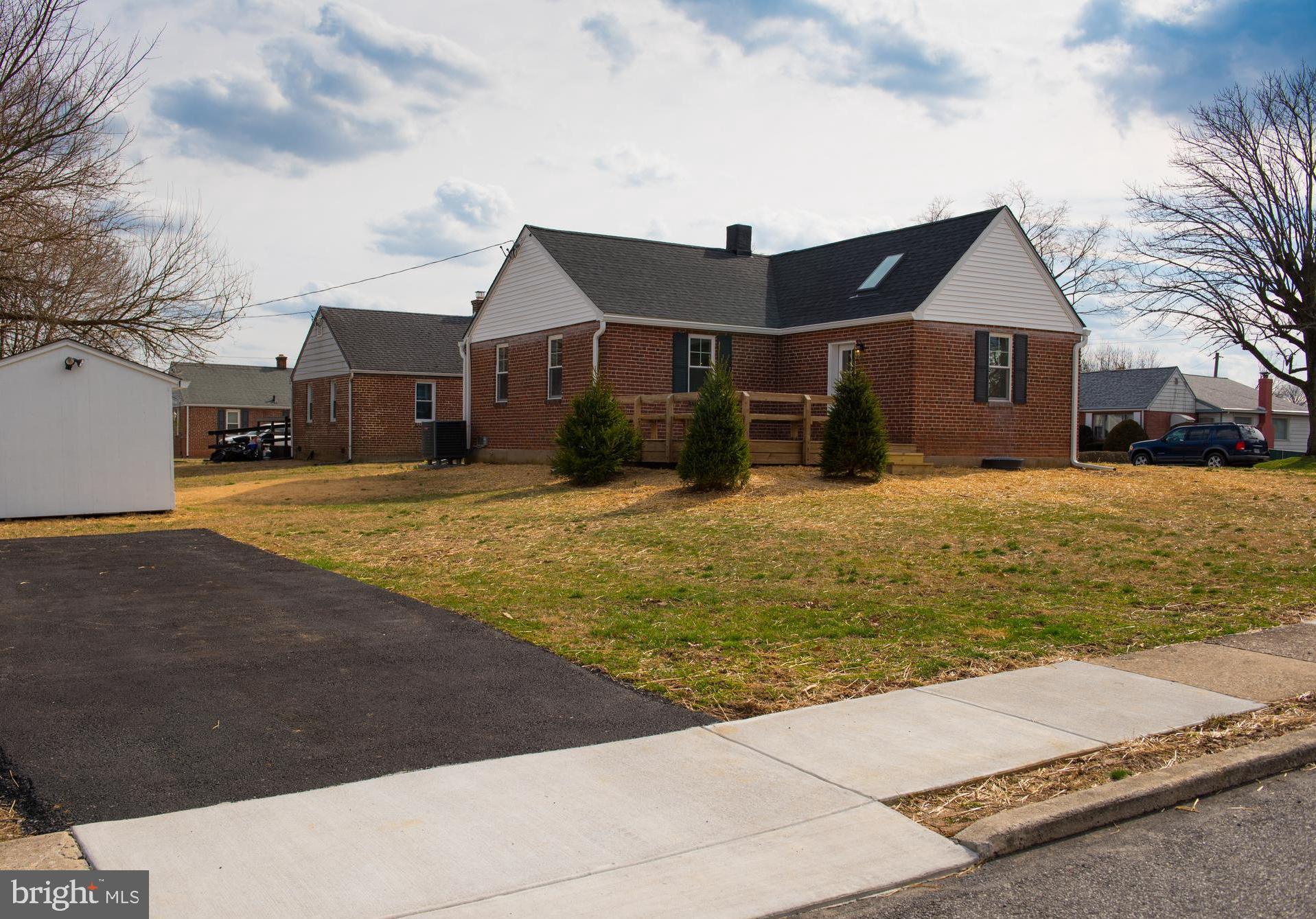 11 James Road Broomall, PA 19008 - Photo 4 of 29 Gallery Image 4