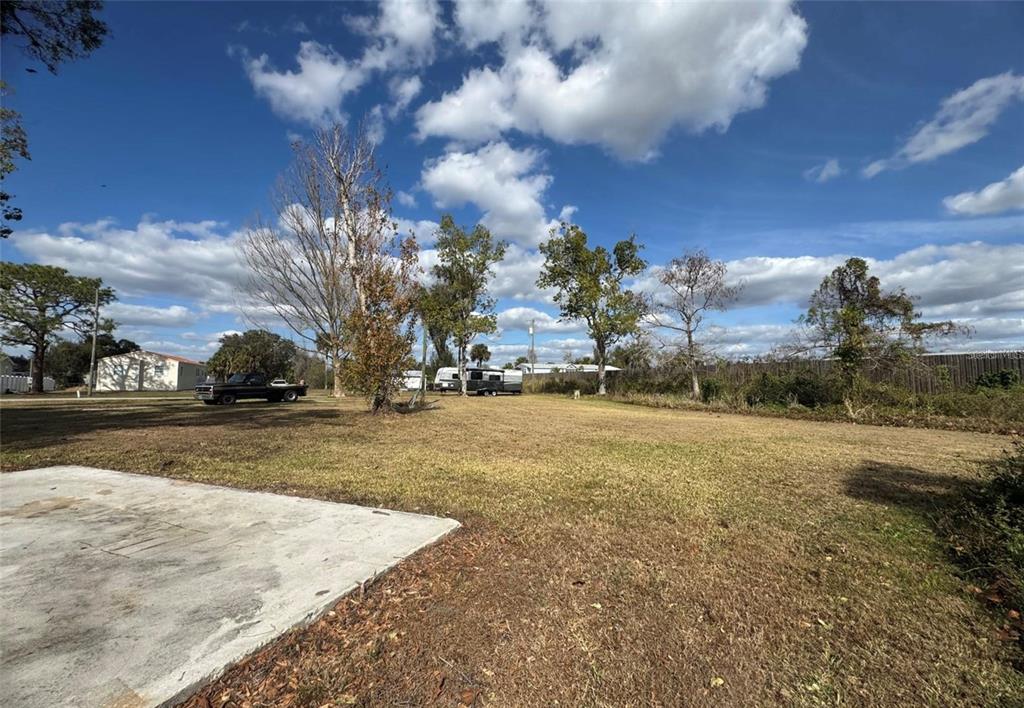 11854 Southwest Loop Terrace Arcadia, FL 34269 - Photo 3 of 4 a view of outdoor space with city view