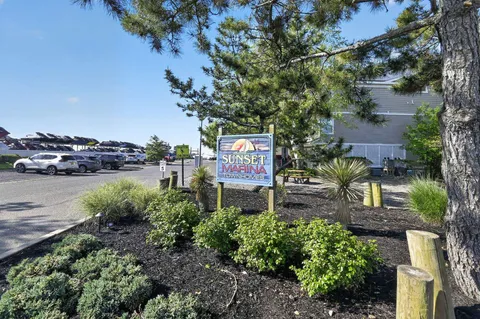 $435,000 | 83 Windjammer Drive, Unit 83, Somers Point, NJ 08244