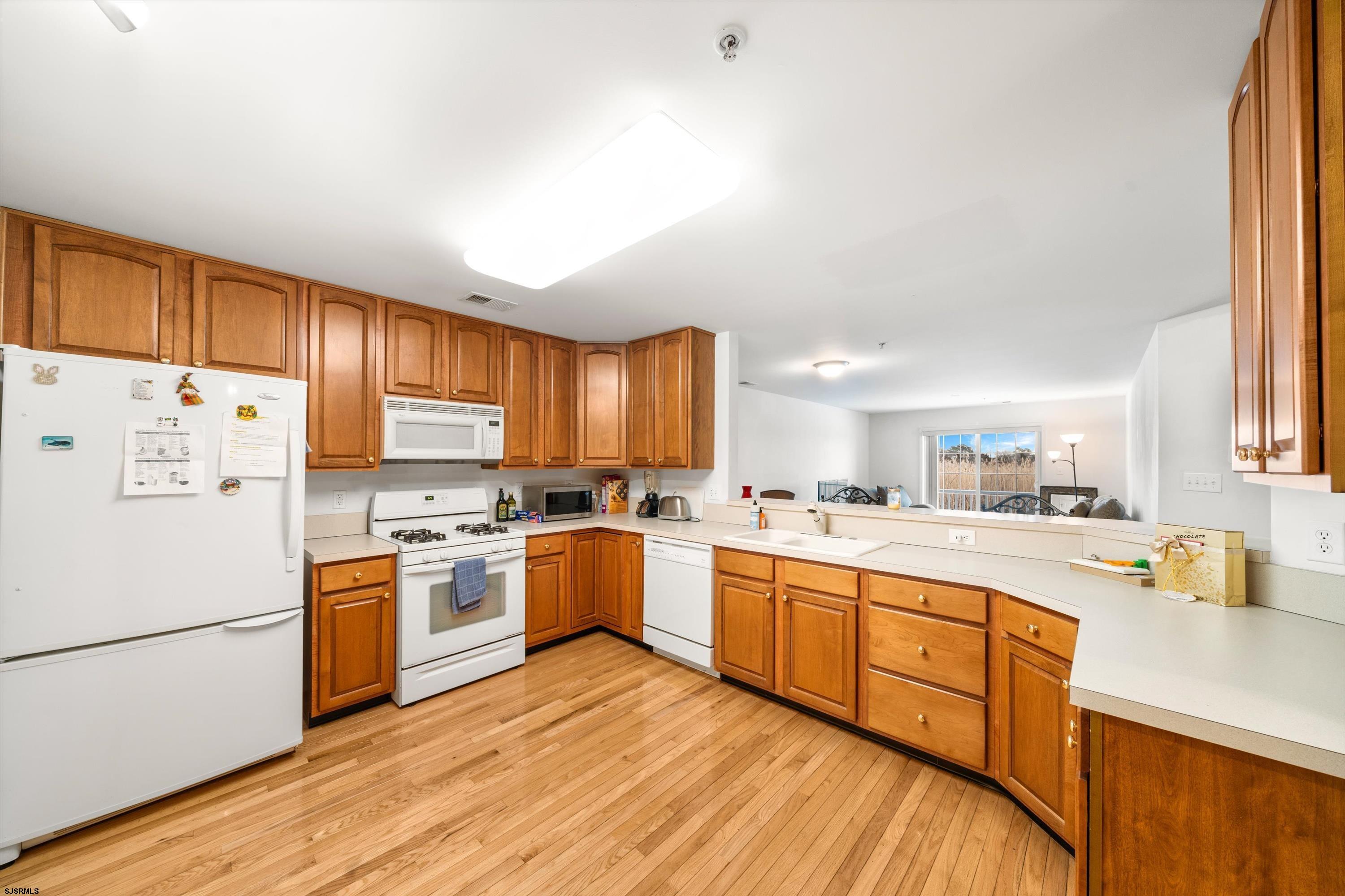83 Windjammer Drive, Unit 83 Somers Point, NJ 08244 - Photo 7 of 51