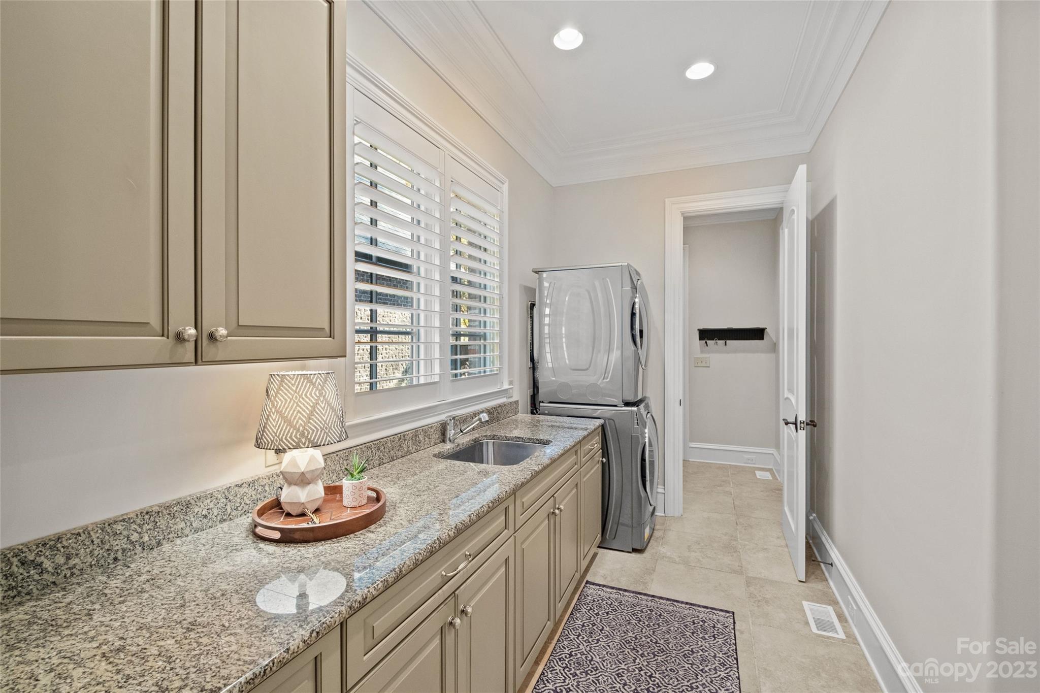 4324 Tottenham Road Charlotte, NC 28226 - Photo 29 of 46 Gallery Image 29