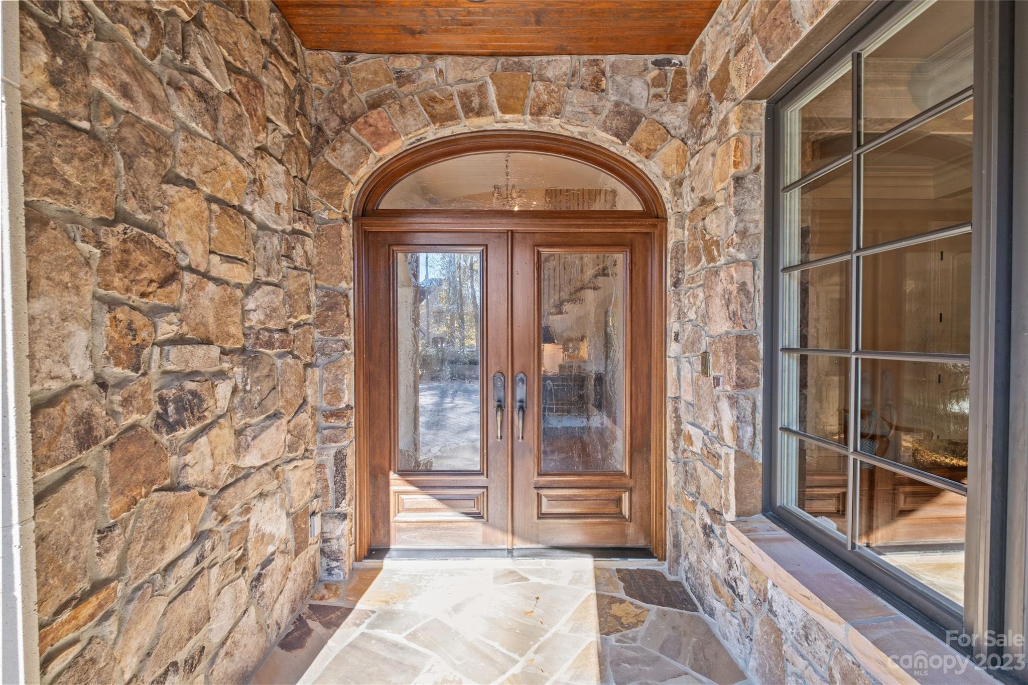 4324 Tottenham Road Charlotte, NC 28226 - Photo 3 of 46 Gallery Image 3