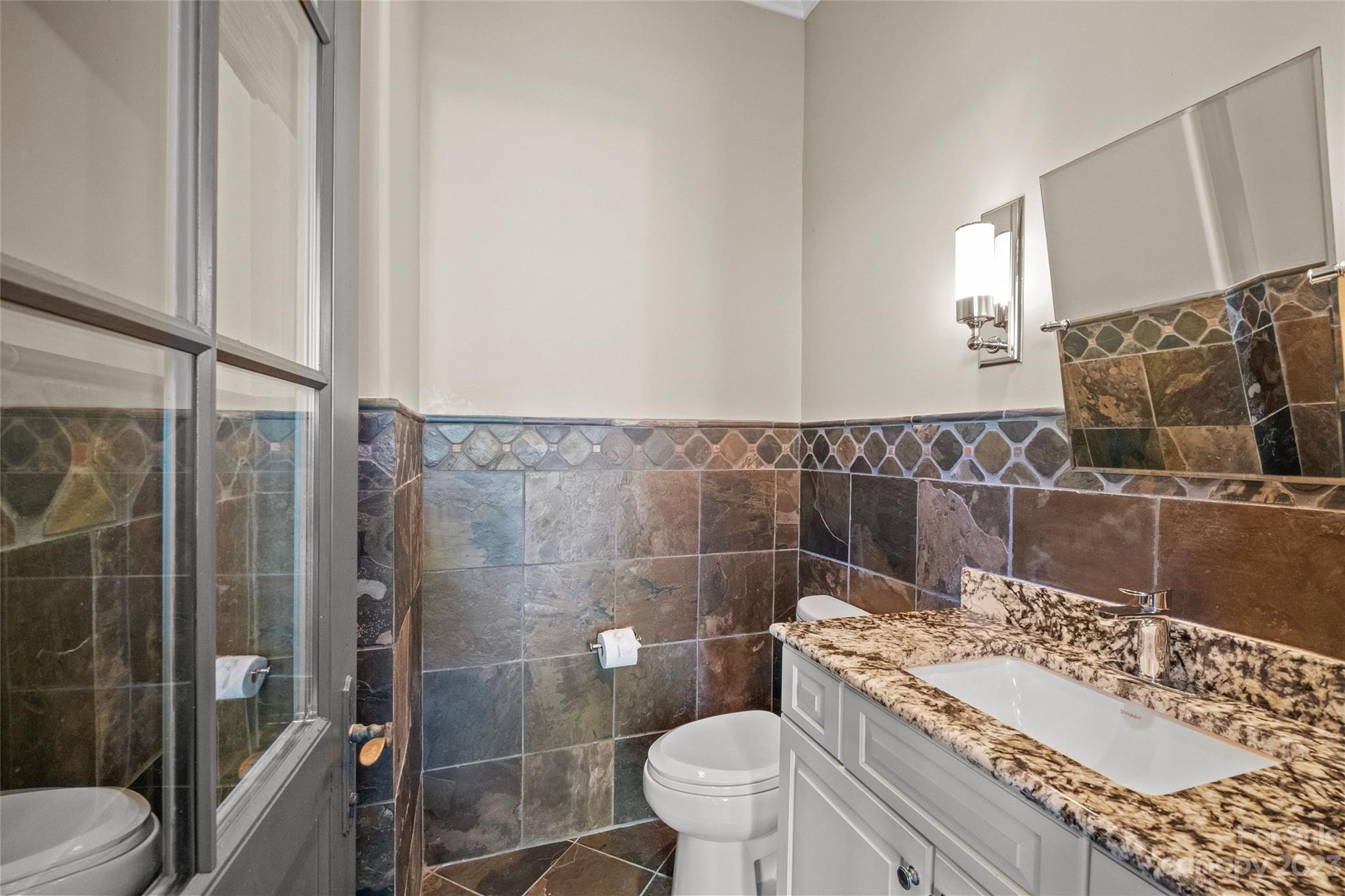 4324 Tottenham Road Charlotte, NC 28226 - Photo 39 of 46 Gallery Image 39
