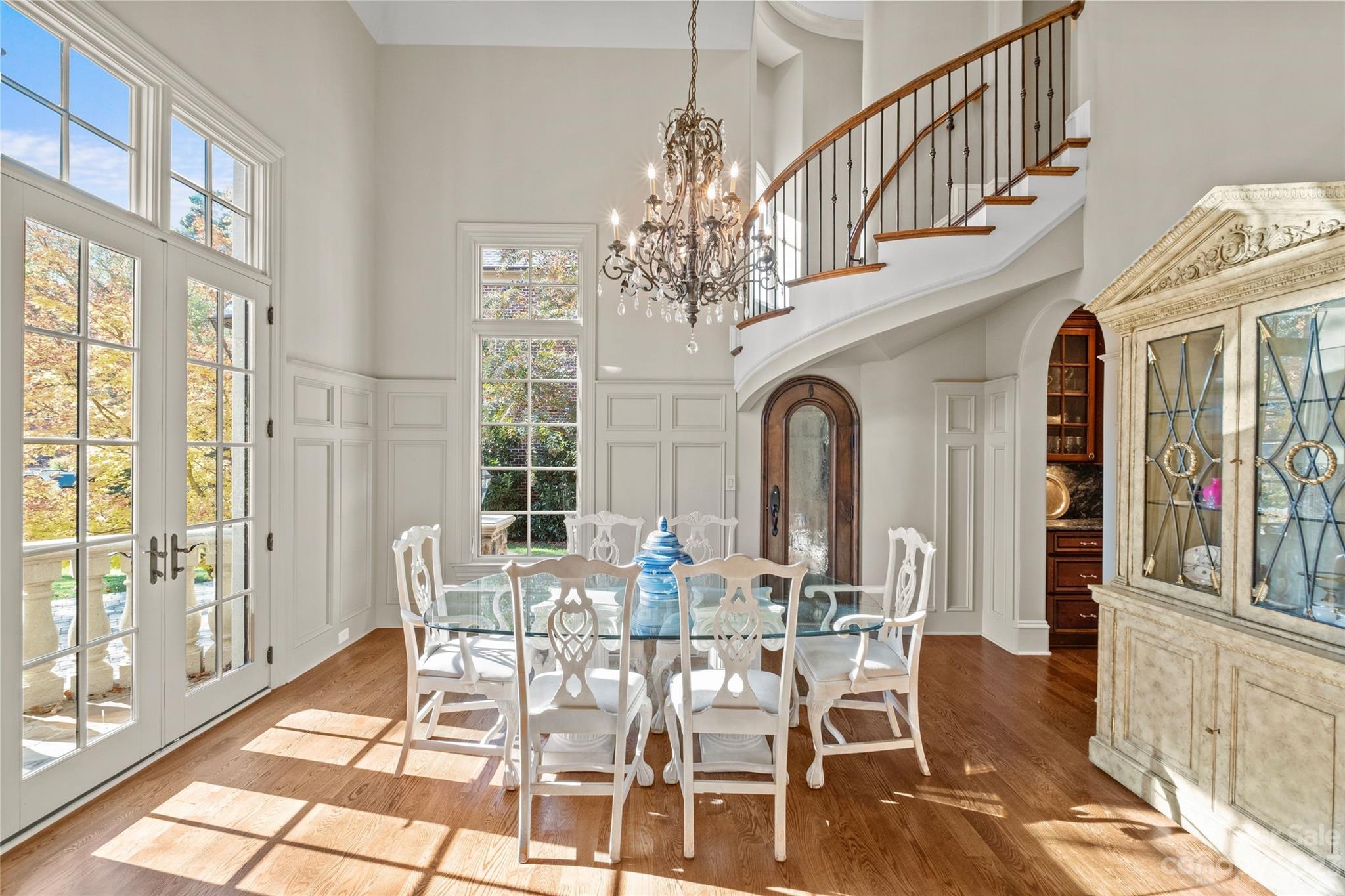 4324 Tottenham Road Charlotte, NC 28226 - Photo 5 of 46 Gallery Image 5