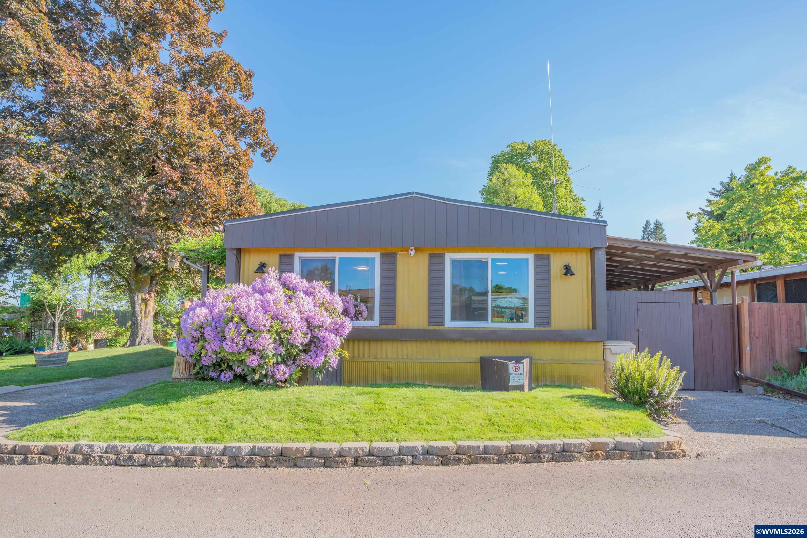 950 Southeast Airport Road, Unit 4 Albany, OR 97322 - Photo 1 of 27