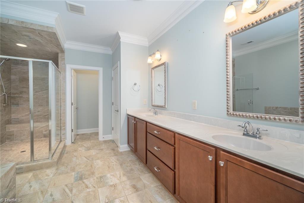 204 Jordan Ridge Way Jamestown, NC 27282 - Photo 12 of 20