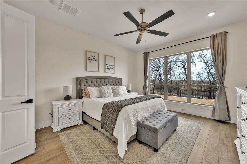 520 Bonnards Peak Road Burleson, TX 76028 - Photo 23 of 39