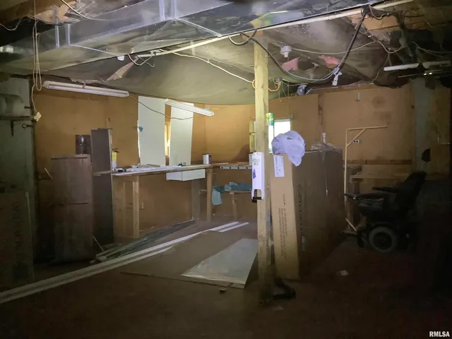 $64,900 | 1672 Mt Zion Road, Jacksonville, IL 62650