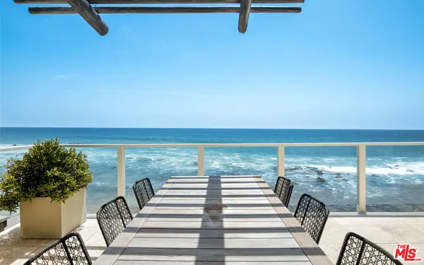 $7,350,000 | 24216 Malibu Road, Malibu, CA 90265