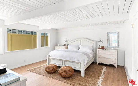 $7,350,000 | 24216 Malibu Road, Malibu, CA 90265