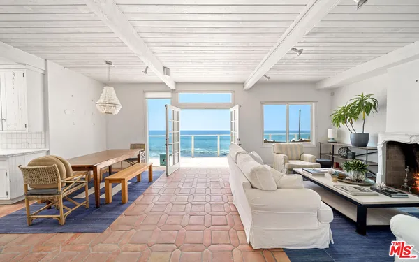 $7,350,000 | 24216 Malibu Road, Malibu, CA 90265