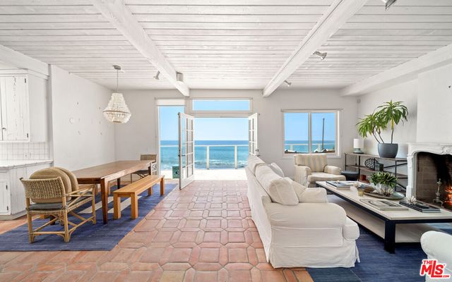 $7,350,000 | 24216 Malibu Road, Malibu, CA 90265