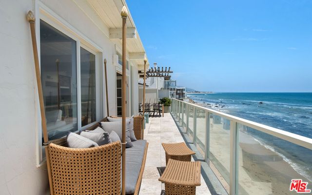 $7,350,000 | 24216 Malibu Road, Malibu, CA 90265
