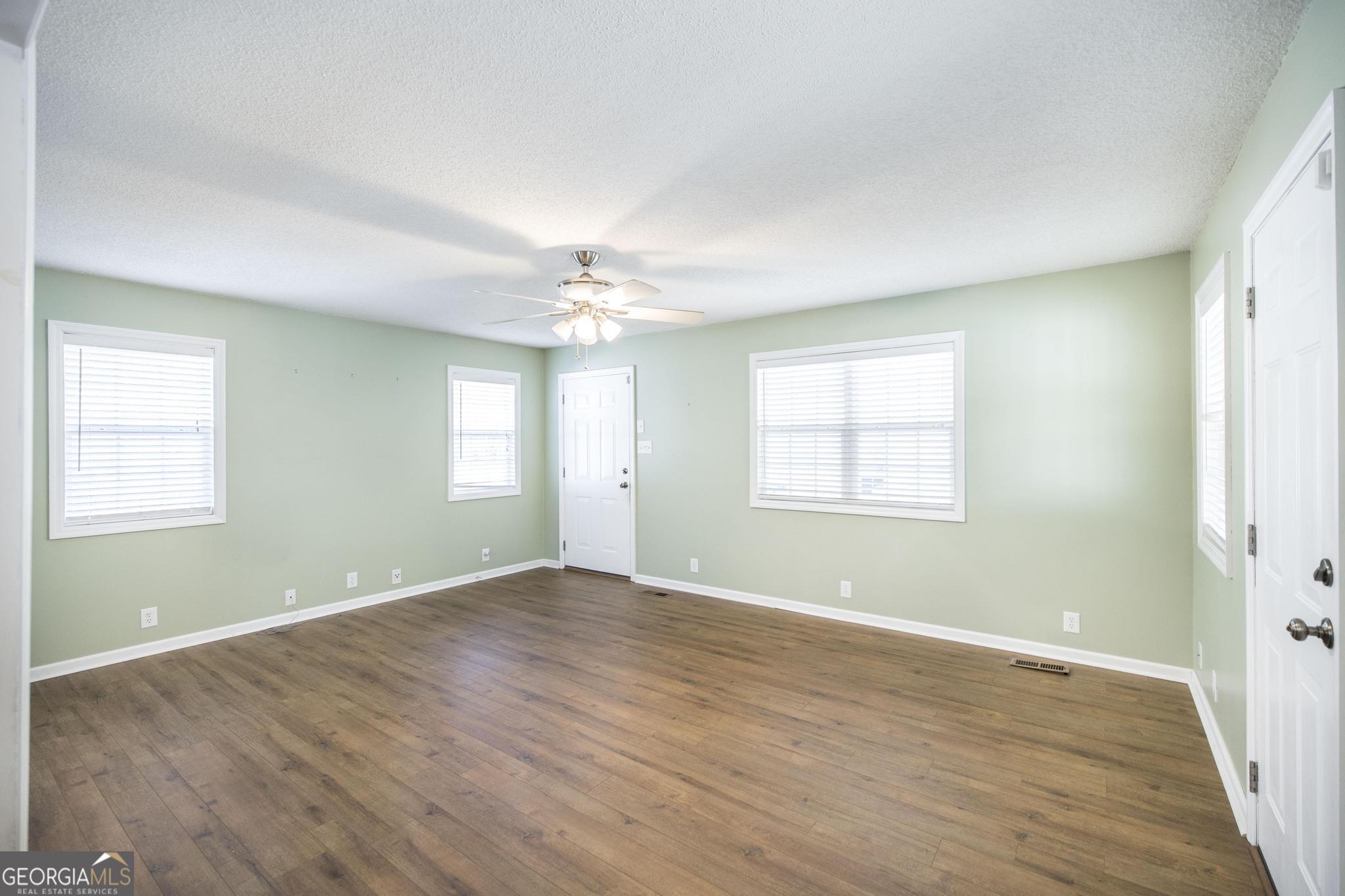 104 Delone Drive Byron, GA 31008 - Photo 11 of 41