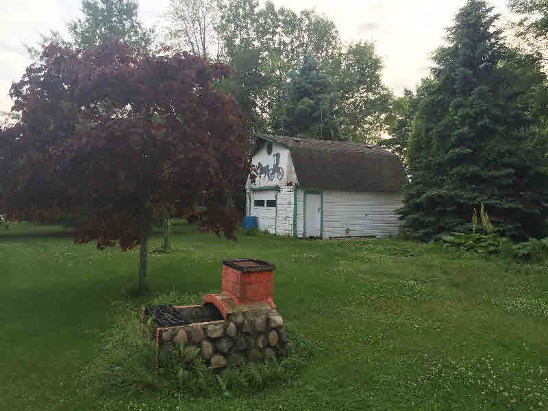1719 North Huron Road Pinconning, MI 48650 - Photo 9 of 11