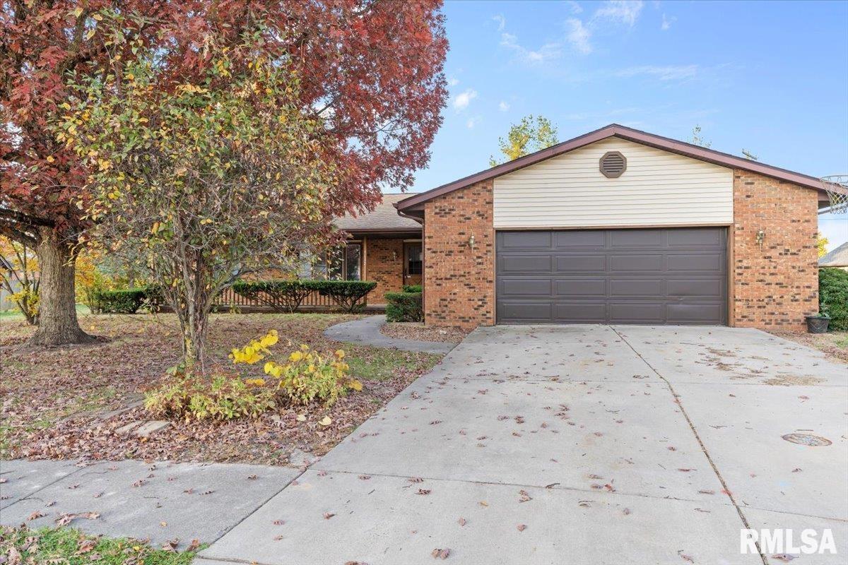 4132 Crocus Drive Springfield, IL 62711 - Photo 2 of 40