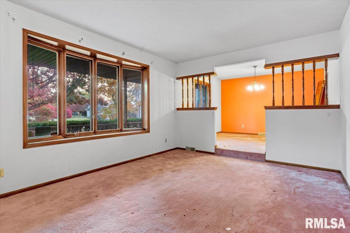 4132 Crocus Drive Springfield, IL 62711 - Photo 3 of 40