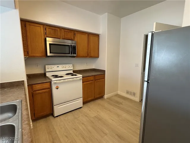$1,300 | 7255 West Sunset Road, Unit 1164, Las Vegas, NV 89113
