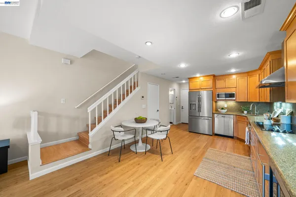 $615,000 | 305 Rock Creek Way, Pleasant Hill, CA 94523