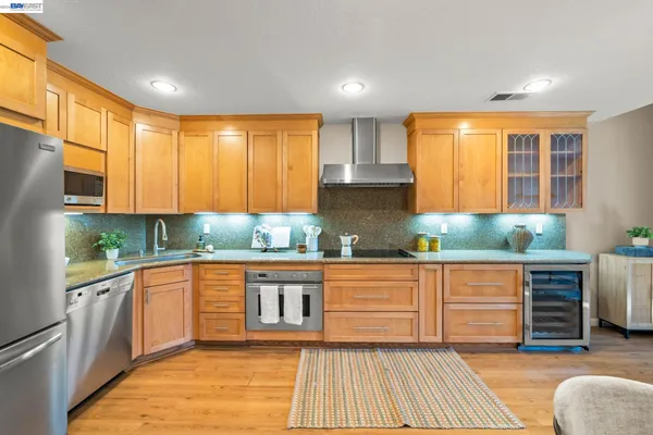 $615,000 | 305 Rock Creek Way, Pleasant Hill, CA 94523