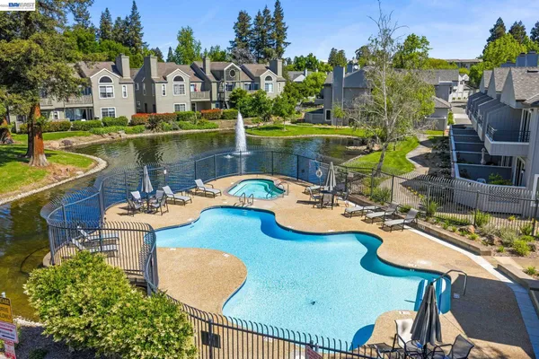 $615,000 | 305 Rock Creek Way, Pleasant Hill, CA 94523