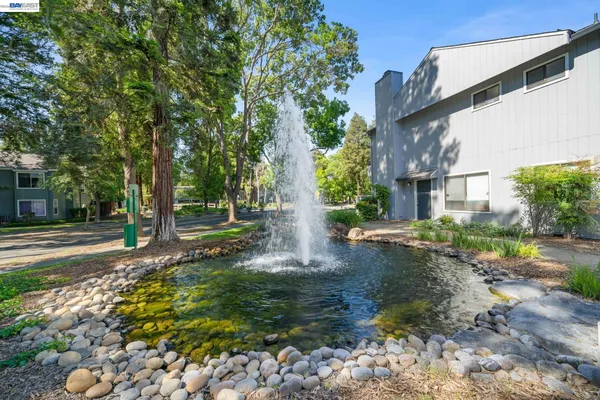 $615,000 | 305 Rock Creek Way, Pleasant Hill, CA 94523
