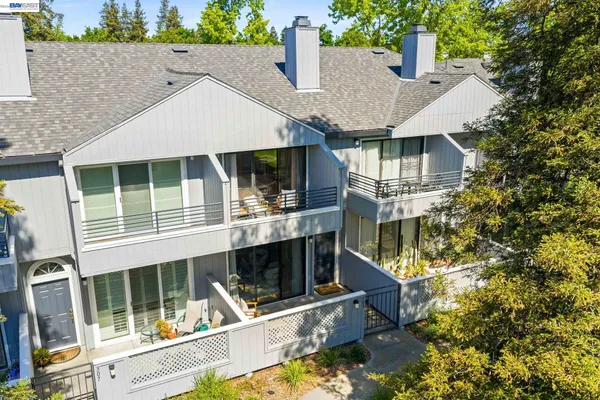 $615,000 | 305 Rock Creek Way, Pleasant Hill, CA 94523