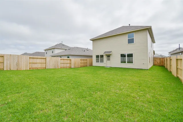 $2,200 | 18546 Cepagatti Drive, New Caney, TX 77357